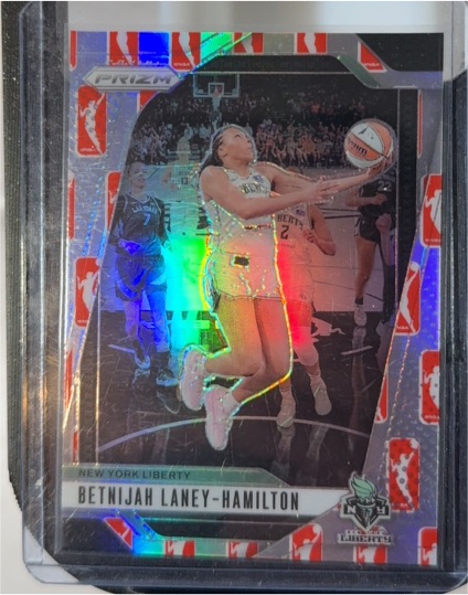 2024 Panini Prizm WNBA #5 Betnijah Laney-Hamilton — front