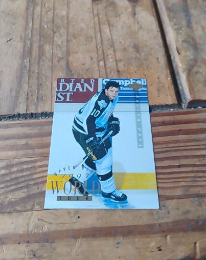 1994-95 Upper Deck Hockey World Tour #546 Todd Harvey — front
