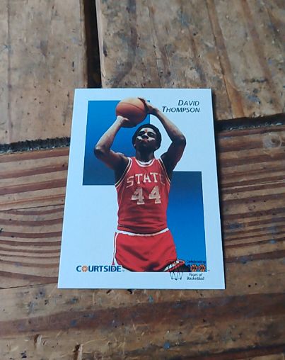 1992 Courtside #37 David Thompson — front