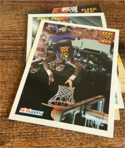 1993-94 Fleer #211 Karl Malone — front