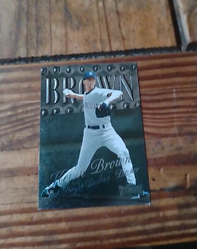 1999 Skybox Metal Universe #70 Kevin Brown — front