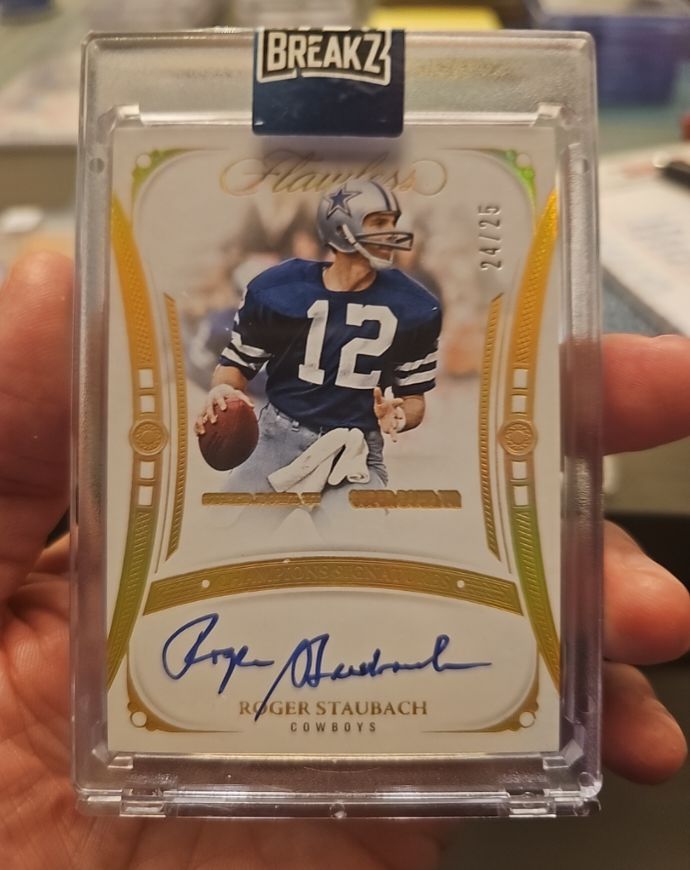2024 Panini Flawless Roger Staubach Super Bowl Champions Signatures Auto #24/25 — front
