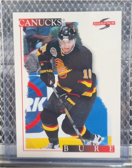 1995-96 Score #135 Pavel Bure — front