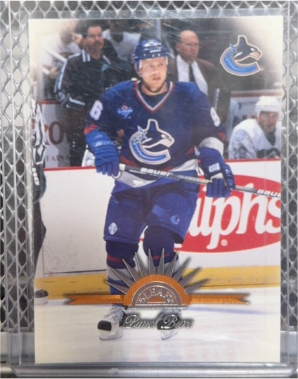 1997-98 Leaf #60 Pavel Bure Vancouver Canucks — front