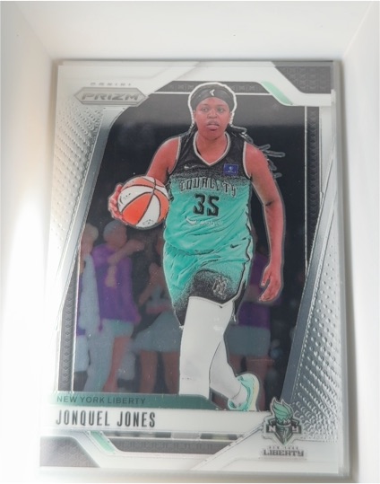 2024 Panini Prizm WNBA #14 Jonquel Jones — front