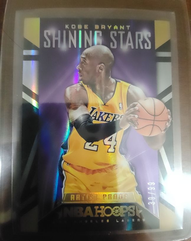 2014-15 Panini Hoops #19 Kobe Bryant Shining Stars — front
