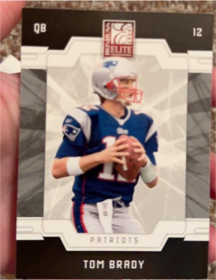 2009 Donruss Elite #12 Tom Brady — front