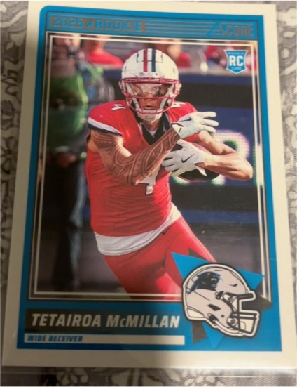 2025 Panini Score #17 Tetairoa McMillan — front