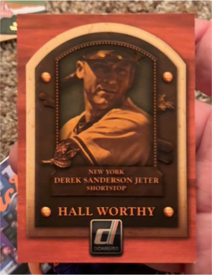 2014 Donruss #2 Derek Jeter Hall Worthy — front