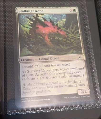 2016 Magic: The Gathering Oath of the Gatewatch #124 Stalking Drone — front