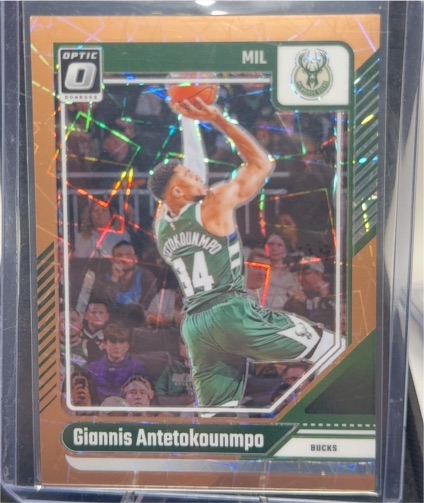 2024-25 Panini Donruss Optic #176 Giannis Antetokounmpo — front