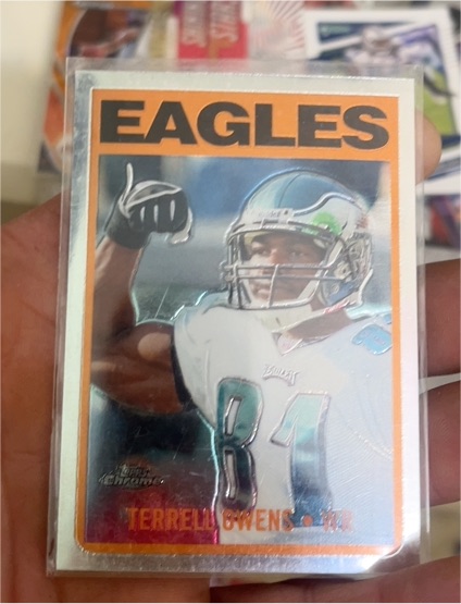 2005 Topps Chrome Throwbacks #TB17 Terrell Owens — front
