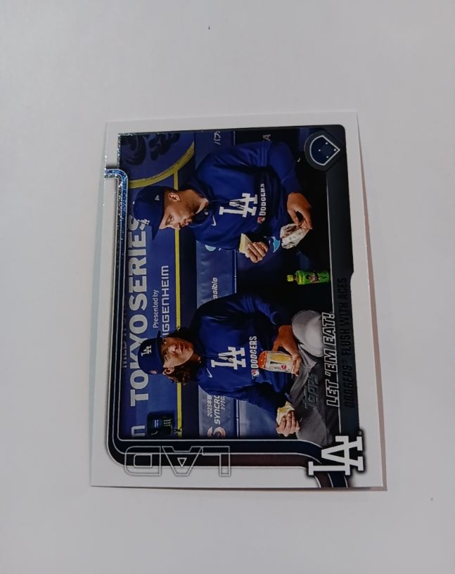 2025 Topps Update #US119 Let 'Em Eat! (Blake Snell / Tyler Glasnow) — front