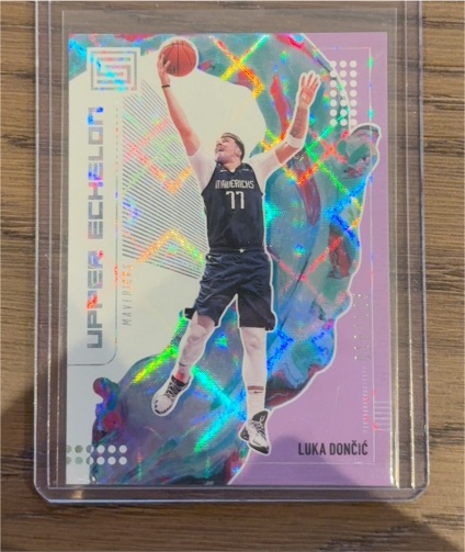 2019-20 Panini Status Upper Echelon #5 Luka Dončić — front