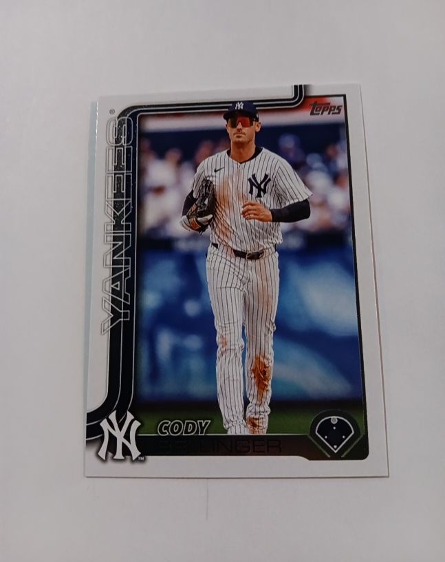 2025 Topps Update #US50 Cody Bellinger — front