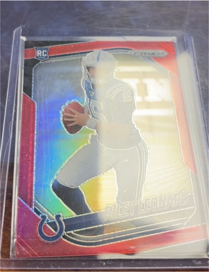 2024 Panini Prizm #15 Riley Leonard — front