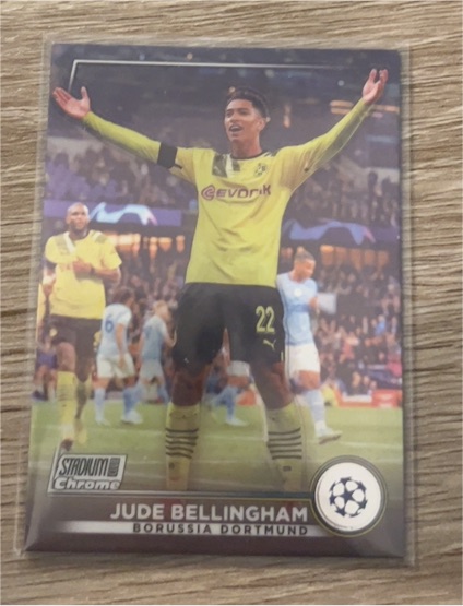 2022-23 Topps Stadium Club Chrome UEFA #85 Jude Bellingham Borussia Dortmund — front