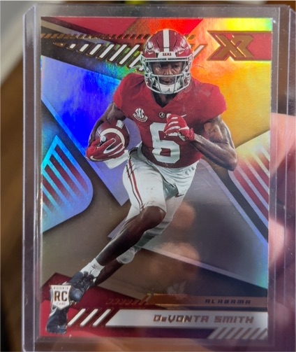 2021 Panini Chronicles XR Draft Picks #184 DeVonta Smith — front