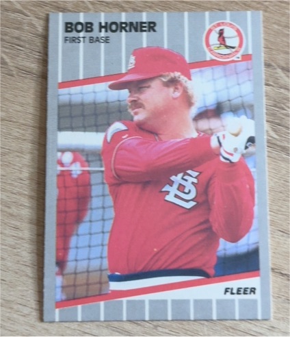 1989 Fleer #452 Bob Horner — front