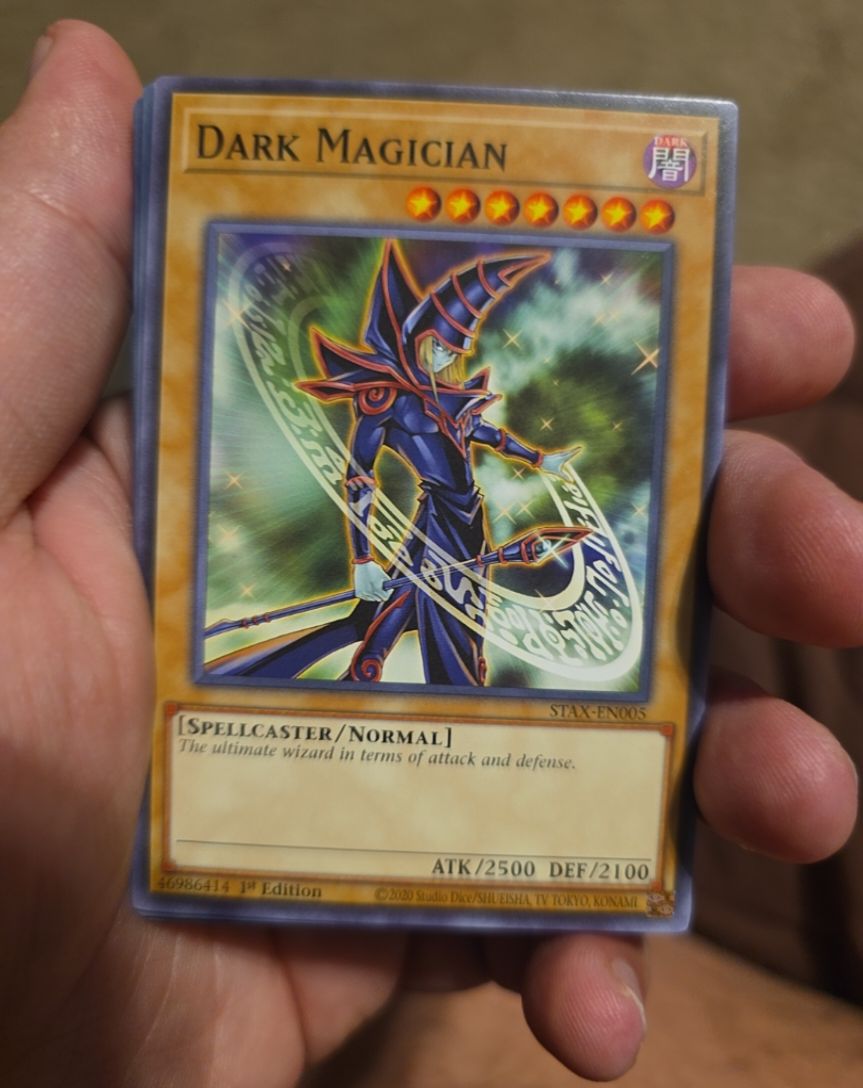 2020 Yu-Gi-Oh! STAX-EN005 Dark Magician — front