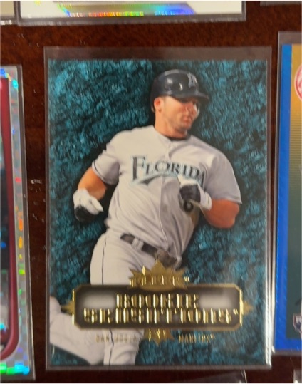 2007 Fleer #RS-DU Dan Uggla Rookie Sensations — front