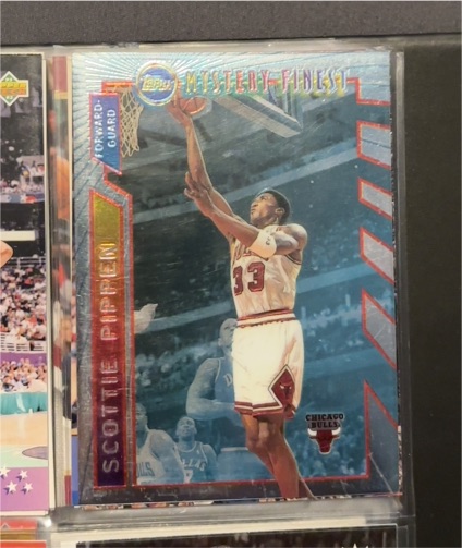 1996-97 Topps Mystery Finest #M1 Scottie Pippen — front