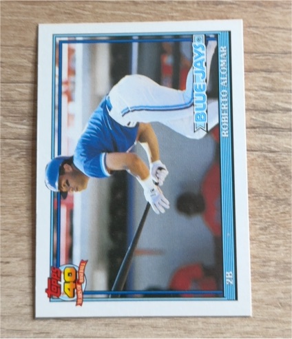 1991 Topps Traded #2T Roberto Alomar — front