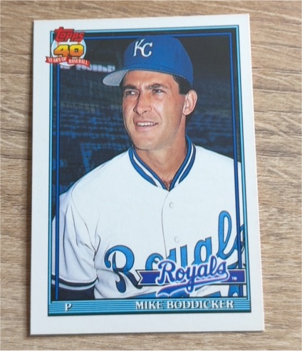 1991 Topps Traded #12T Mike Boddicker — front