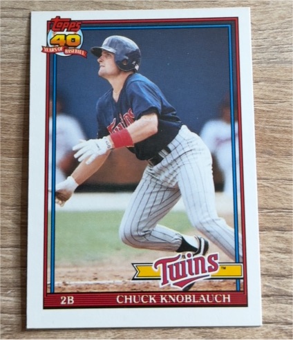 1991 Topps Traded #69T Chuck Knoblauch — front
