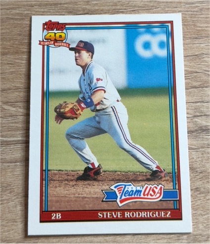 1991 Topps Traded #102T Steve Rodriguez — front
