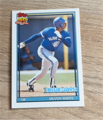 1991 Topps Traded #125T Devon White — front