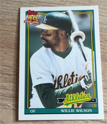 1991 Topps Traded #129T Willie Wilson — front