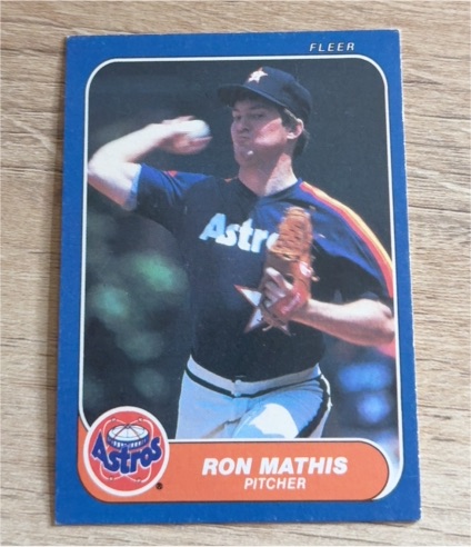 1986 Fleer #305 Ron Mathis — front