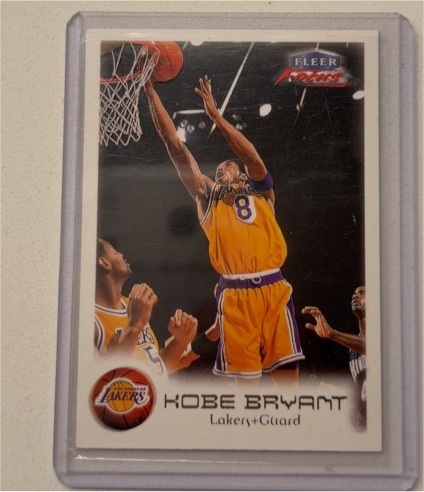 1999-00 Fleer Focus #62 Kobe Bryant — front