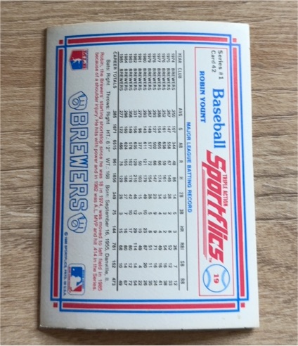 1986 Sportflics premier set baseball #42 Robin Yount — front