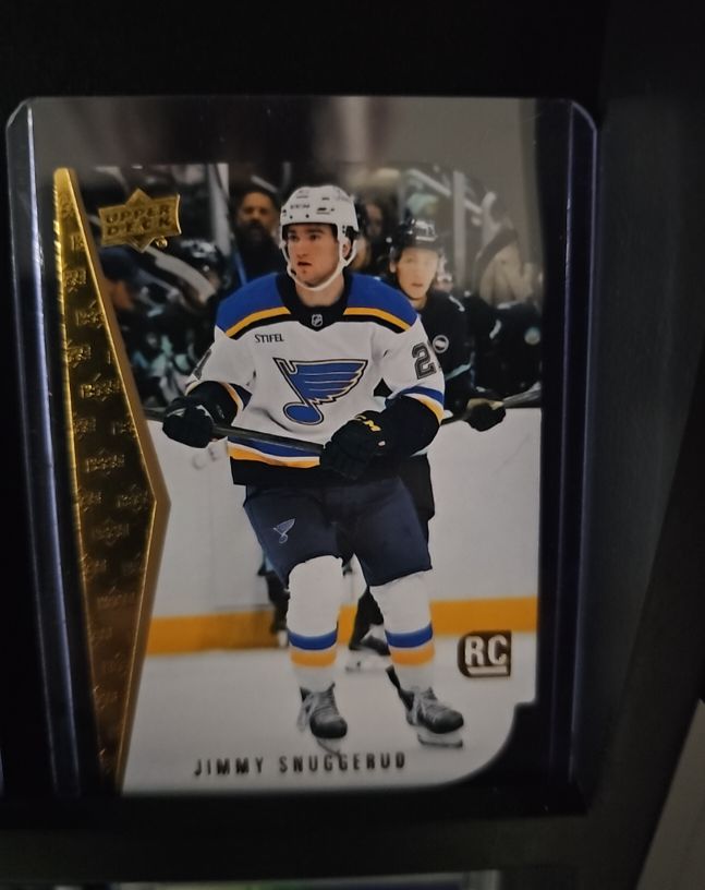 2025-26 Upper Deck Series 1 Retro Die Cut Rookie #RTD-6 Jimmy Snuggerud — front