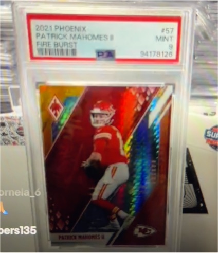 2021 Panini Phoenix #57 Patrick Mahomes II Fire Burst — front