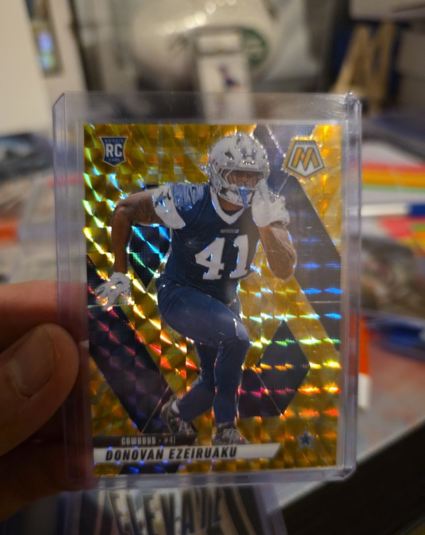 2025 Panini Mosaic #337 Donovan Ezeiruaku — front