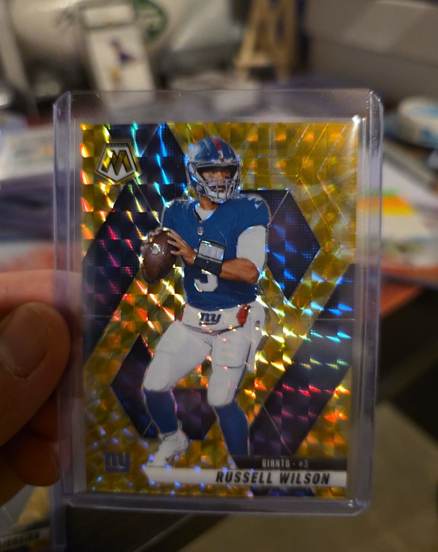 2025 Panini Mosaic #14 Russell Wilson — front