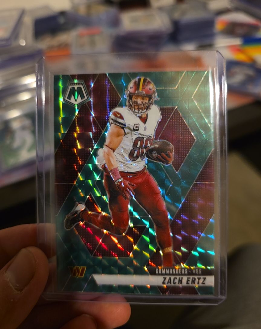 2025 Panini Mosaic #486 Zach Ertz — front