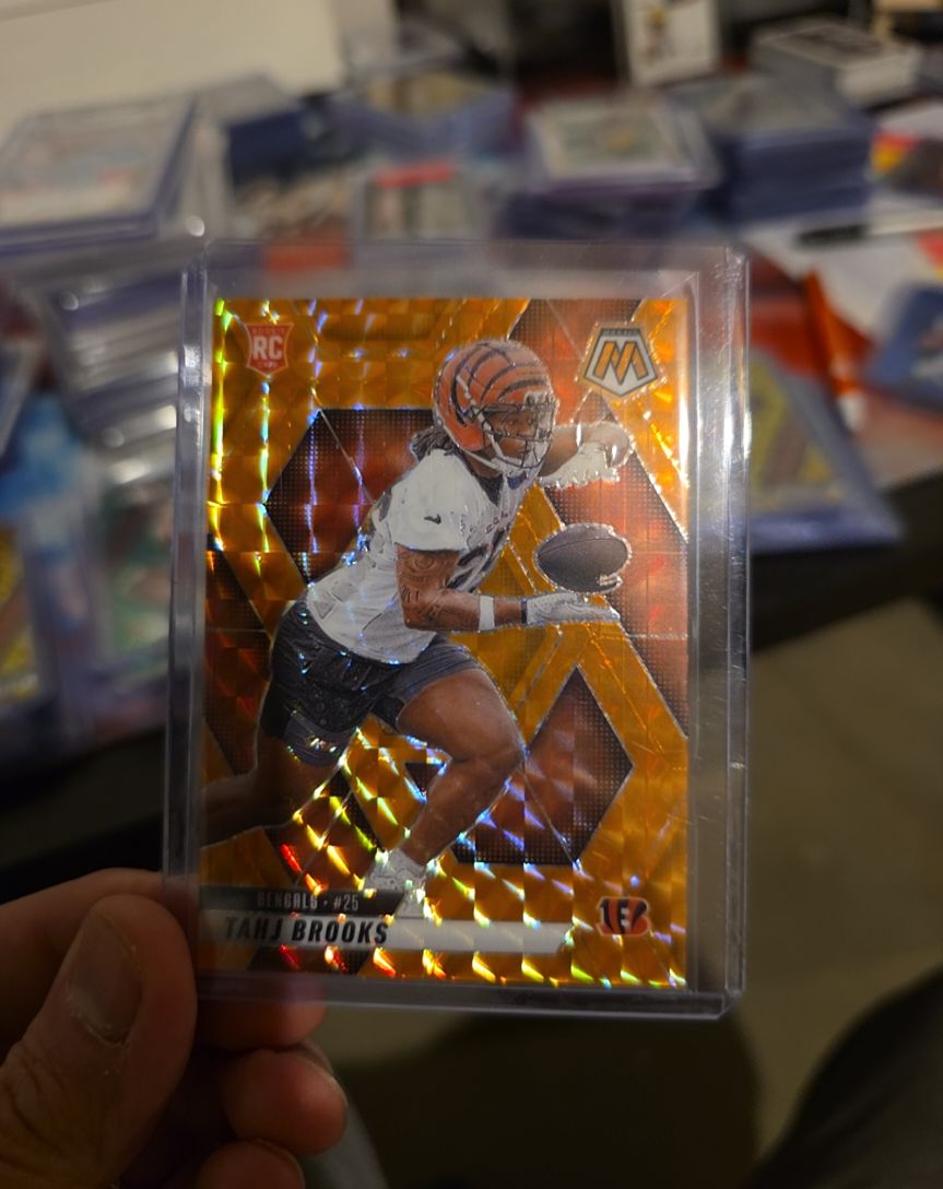 2023 Panini Mosaic #25 Tahj Brooks — front