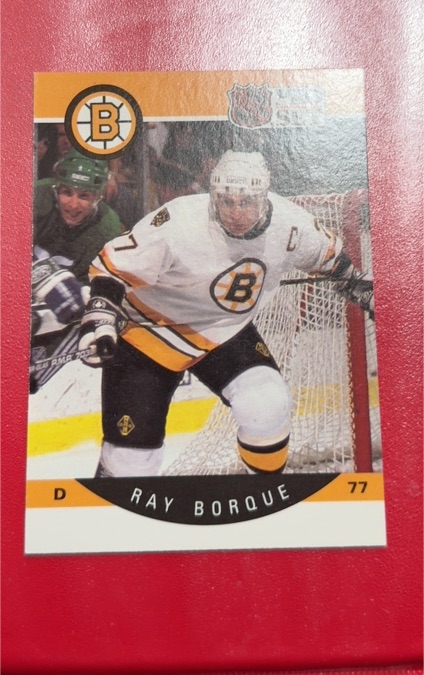 1990-91 Pro Set #1a Ray Bourque — front