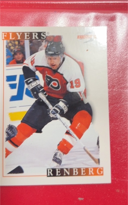 1995-96 Score #35 Mikael Renberg — front