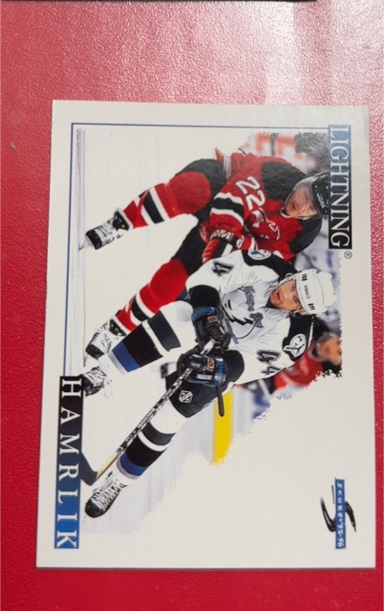 1995-96 Score #185 Roman Hamrlik — front