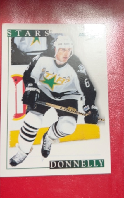 1995-96 Score #147 Mike Donnelly — front