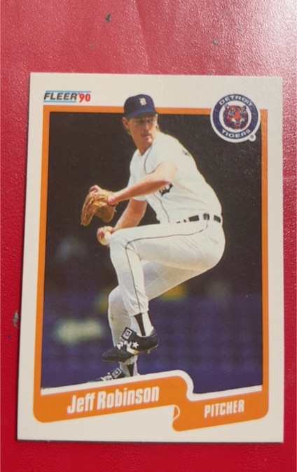 1990 Fleer #4 Jeff Robinson — front