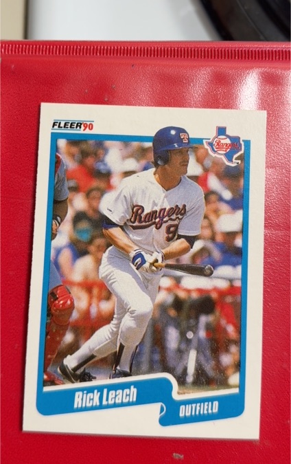 1990 Fleer #305 Rick Leach — front
