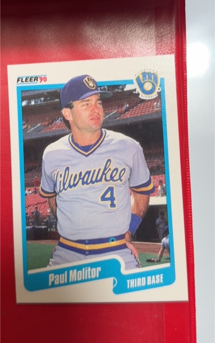 1990 Fleer #330 Paul Molitor — front