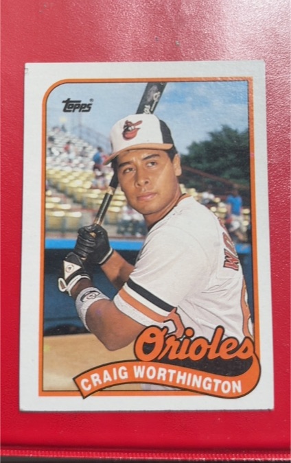 1989 Topps #181 Craig Worthington — front