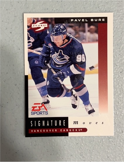1997-98 Score #261 Pavel Bure — front